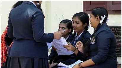 ഒന്നുമുതൽ എട്ടുവരെയുള്ള ക്ലാസുകളിലെ കുട്ടികളെ അടുത്ത ക്ലാസിലേക്ക് ജയിപ്പിക്കും, ഉത്തരവായി