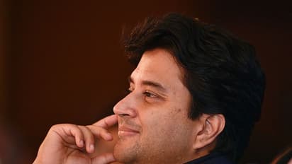 18 ವರ್ಷ ಬಿಜೆಪಿ ವಿರೋಧಿಸಿದ್ದ ಜ್ಯೋತಿರಾದಿತ್ಯ!