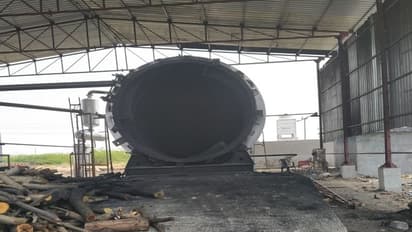 ಯಾದಗಿರಿ: ಟೈರ್ ಸುಡುವ ಸ್ಟಿಮ್ ಬಾಯ್ಲರ್ ಸ್ಫೋಟ, 8 ಮಂದಿಗೆ ಗಾಯ