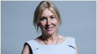 ബ്രിട്ടന് ആരോഗ്യ മന്ത്രിക്ക് കൊവിഡ് 19; ഇവര് പ്രധാനമന്ത്രിയടക്കമുള്ളവരുമായി അടുത്തിടപഴകിയതായി റിപ്പോര്ട്ട്