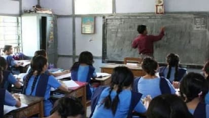 ಶಿಕ್ಷಕರ ನೇಮಕಾತಿ: ಅಧಿಕಾರಿಗಳ ಬಂಧನ