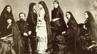 നിലത്തിഴയുന്ന മുടിയുമായി ഏഴ് സഹോദരിമാര്‍, മുടിയഴകിന്‍റെ രഹസ്യമിതോ? ഹെയര്‍ടോണ്‍ വിറ്റ് സമ്പാദിച്ചത് കോടികള്‍