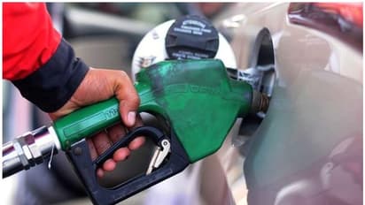 സൗദിയില്‍ പെട്രോൾ വിലയിൽ നേരിയ കുറവ്