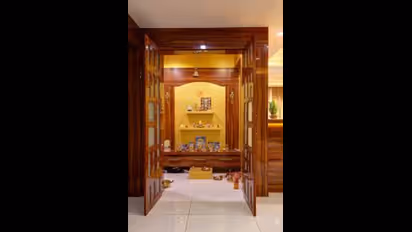 ಒಣಗಿದ ಹೂವಿನಿಂದ, ತೊಟ್ಟಿಕ್ಕುವ ನಲ್ಲಿಯವರೆಗೆ: ಕೂಡಲೇ ವಾಸ್ತು ದೋಷ ನಿವಾರಿಸಿ