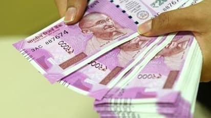 முடங்கிக் கிடக்கும் குடும்பங்களுக்கு விரைவில் நிவாரணத் தொகை... ஜாக்பாட் கொடுக்கத் தயாராகும் எடப்பாடி..!