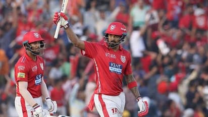 ஐபிஎல்லில் மின்னல் வேகத்தில் அரைசதம் அடித்த டாப் 10 வீரர்கள்