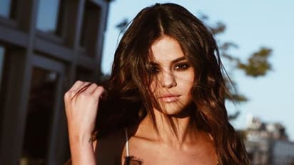 ஆண்ட்ரியாவுக்கே குரு இவங்கதான்..! பாடுறதுக்கு இல்ல? எதுலன்னு நீங்களே போய் பாருங்க!