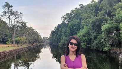 'আমি পুরোপুরি সুস্থ', কোভিডে আক্রান্ত হওয়ার গুজব ওড়ালেন রচনা