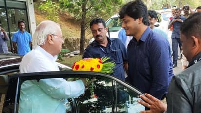 കേരളം കൊവിഡ് ജാഗ്രതയിൽ; ഗവര്ണര് ആരിഫ് മുഹമ്മദ് ഖാന്റെ ഉല്ലാസ യാത്ര പൊൻമുടിയിൽ