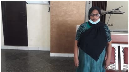 ഇറാനില് നിന്ന് രക്ഷിക്കണമെന്ന അഭ്യര്ത്ഥനയുമായി കോഴിക്കോട് സ്വദേശിനി; കുടങ്ങിയത് വിസ മാറ്റാനായി പോയപ്പോള്