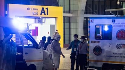 இத்தாலியில் கோர தாண்டவமாடும் கொரோனா..! ஒரே நாளில் 368 பேர் பலி..!