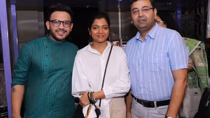 অজানা কোনও গল্প বলে 'পার্সেল', সেরা অনুভূতিতে ঋতুপর্ণা-শাশ্বত