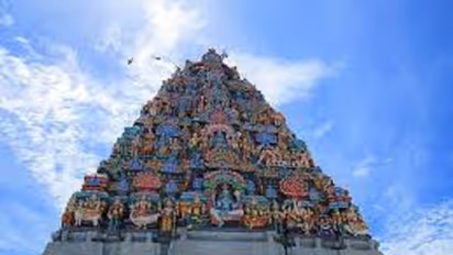 ಕೊರೋನಾ ವಿರುದ್ಧದ ಹೋರಾಟಕ್ಕೆ ನಿಂತಿವೆ ಹಿಂದೂ ದೇಗುಲ; ಸರ್ಕಾರಕ್ಕೆ ಕೋಟಿ ಕೋಟಿ ರೂ ದೇಣಿಗೆ!