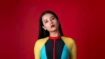 পাহাড়ি কন্যার মাথায় উঠল সুপার মডেলের মুকুট, জানুন তার কাহিনি