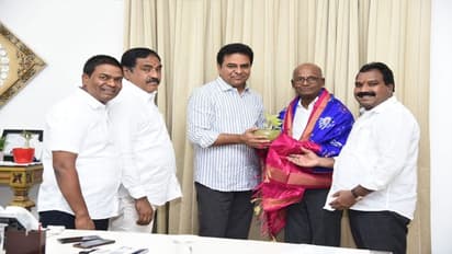 రియల్ శ్రీమంతుడితో కేటీఆర్... ట్విట్టర్ లో ఫోటోలు