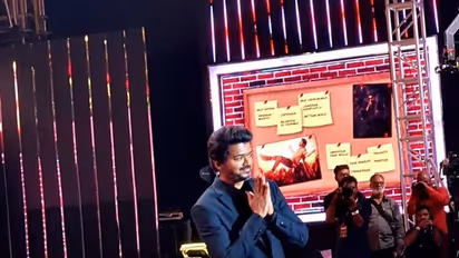 Master audio launch: Thalapathy Vijay dresses like Ajith, praises Makkal Selvan Vijay Sethupathi