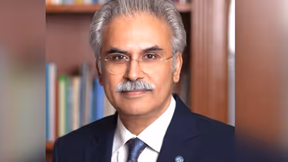 Zafar Mirza, Pakistan’s Special Assistant on Health to Imran Khan accused of stealing 20 million face masks