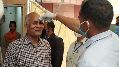 கொரோனா பயம் வேண்டாம்..! ஆனால் யாரெல்லாம் மிக கவனமாக இருக்க வேண்டும் தெரியுமா..?