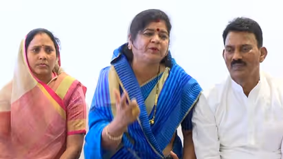 भाजपा में शामिल होने के बाद भी सिंधिया के करीबी मंत्रियों का नहीं बदल रहा है कांग्रेसी 'स्टाइल'