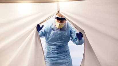 ലോകത്തെ കൊവിഡ് ബാധിതരുടെ എണ്ണം രണ്ടര ലക്ഷം കടന്നു: ഇറ്റലിയില് കൂട്ടമരണം തുടരുന്നു