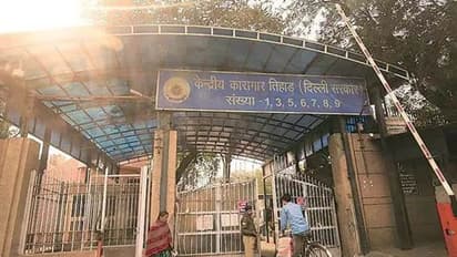 मौत करीब देख गुमशुम रह रहे निर्भया के दोषी, पूछी गई आखिरी इच्छा तो नहीं दिया कोई जवाब