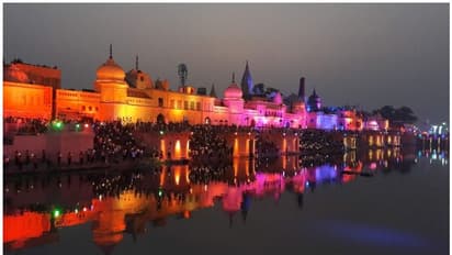 കൊവിഡ്: അയോധ്യയില് 10 ലക്ഷം പേര് പങ്കെടുക്കുന്ന മെഗാ രാമനവമി മേള, പിന്നോട്ടില്ലെന്ന് ജില്ലാ അധികൃതര്