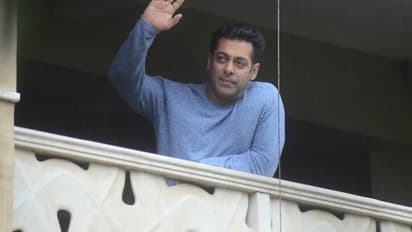 করোনায় সাহায্যের হাত সলমনের, দায়িত্ব নিলেন ২৫ হাজার জুনিয়ার টেকনিশিয়ানের