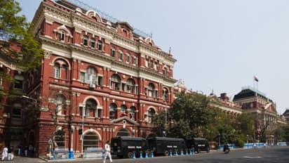 করোনায় আক্রান্ত আমলার ছেলে, রাইটার্সে সিল করা হল তাঁর ঘর