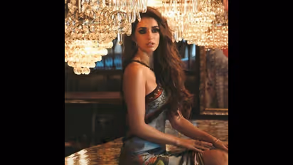 করোনার কোপে বন্ধ পার্লার, বাড়িতেই সুন্দর লুক পাওয়ার টিপস দিলেন দিশা