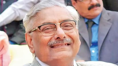 കലിയുഗത്തില് വൈറസുകളോട് പോരാടാന് നമുക്ക് സാധ്യമല്ലെന്ന് ജസ്റ്റിസ് അരുണ് മിശ്ര