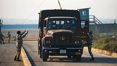 'যুদ্ধাবস্থায় প্রবেশ করো', আধা সামরিক বাহিনীর কাছে এল কেন্দ্রের করোনা-নির্দেশ
