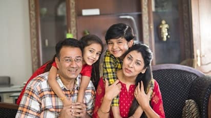 ಮನೆಯೇ ಮಂತ್ರಾಲಯ ಅಂತ ಪ್ರೂವ್ ಮಾಡಿದ ಕೊರೋನಾ