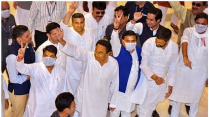 കമൽനാഥ് സർക്കാർ വാഴുമോ വീഴുമോ? മധ്യപ്രദേശിൽ നാളെ വിശ്വാസവോട്ടെടുപ്പ്