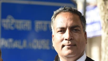 'নির্ভয়ার মতো হলে মেয়েকে জ্বালিয়ে দিতাম', আসামিদের আইনজীবীও কম ভয়ানক নন