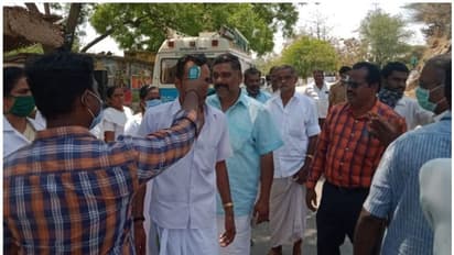 കൊവിഡ് 19: ഇടുക്കി-തേനി അതിര്‍ത്തിയില്‍ കനത്ത ജാഗ്രത, ചരക്ക് വാഹനങ്ങള്‍‌ക്ക് ഉള്‍പ്പെടെ നിയന്ത്രണം