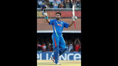 আমার বদলে বেশি রায়নাকে দলে চাইত ধোনি, বিস্ফোরক মন্তব্য যুবরাজ সিংয়ের