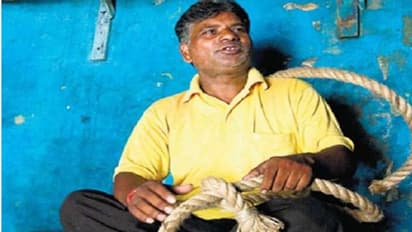 నిర్భయ దోషులను ఉరి తీసిన తర్వాత తలారీ పవన్ స్పందన ఇదీ...