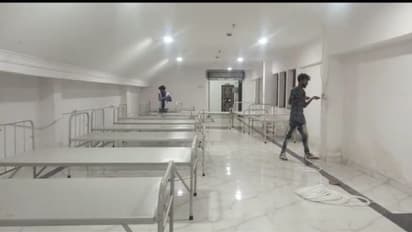 করোনা মোকাবিলায় যুদ্ধকালীন তৎপরতা, ইন্ডোর স্টেডিয়ামে তৈরি হচ্ছে আইসোলেশন ওয়ার্ড