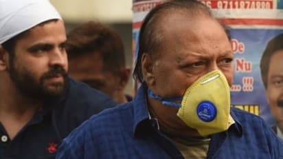 কী করে করোনার  হাত থেকে রক্ষা করবেন আপনার বাড়ির বয়স্ক সদস্যদের, রইল তারই টিপস