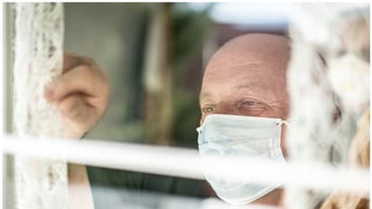 24 മണിക്കൂറിനിടെ ഇറ്റലിയിൽ 427 ജീവൻ; കൊവിഡിൽ വിറങ്ങലിച്ച് ലോകം