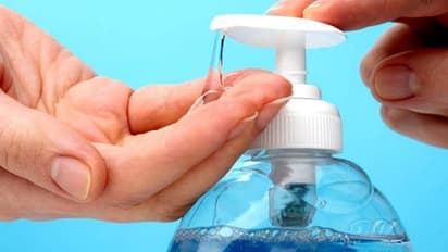 ಕೊರೋನಾ ಆತಂಕ: ರಿಜಿಸ್ಟ್ರಾರ್ ಕಚೇರಿಯಲ್ಲಿ ಸ್ಯಾನಿಟೈಸರ್ಗೆ ಹಣವಿಲ್ವಂತೆ!