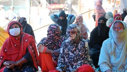 உயிரை விட உரிமையே முக்கியம்..! ஊரடங்கு நாளிலும் தொடரப்போகும் ஷாகின்பாக் போராட்டம்..!