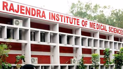 अमेरिका से लौटने के बाद कांग्रेस विधायक रिम्स में भर्ती, संक्रमण की अभी नहीं हुई है पुष्टि