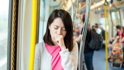 শুকনো কাশি মানেই করোনা নয়, অযথা আতঙ্ক ভুলে কাজে লাগান অব্যর্থ ঘরোয়া প্রতিকার