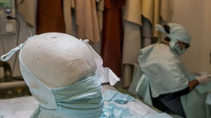 ముంబైలో పిలిప్పైన్స్ వ్యక్తి మృతి: దేశంలో 8కి చేరిన మృతుల సంఖ్య