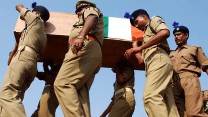 कोरोना के खौफ के बीच आई एक और बुरी खबर, छत्तीसगढ़ में 17 जवान शहीद..एक दिन बाद मिले उनके शव