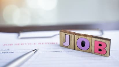 চলছে স্টাফ নার্স নিয়োগের আবেদন পক্রিয়া, চলবে ১৩ এপ্রিল অবধি