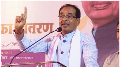 മധ്യപ്രദേശിൽ ഇനി ബിജെപി സർക്കാർ; ശിവരാജ് സിങ് ചൗഹാന്റെ സത്യപ്രതിജ്ഞ ഇന്ന് തന്നെ?