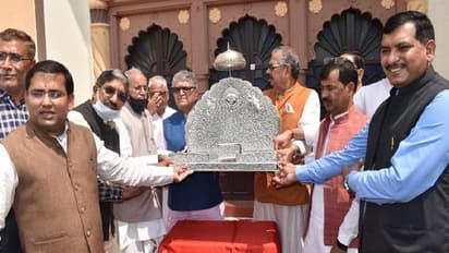 रामलला को नए मंदिर में ले जाने को अनुष्ठान शुरू, 9.500 kg चांदी के सिंहासन पर होंगे 25 मार्च को विराजमान
