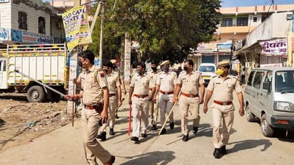 లాక్డౌన్ అమలుకు తెలంగాణ కఠినచర్యలు: మెడికల్ షాపులు తప్ప.. అన్నీ క్లోజ్